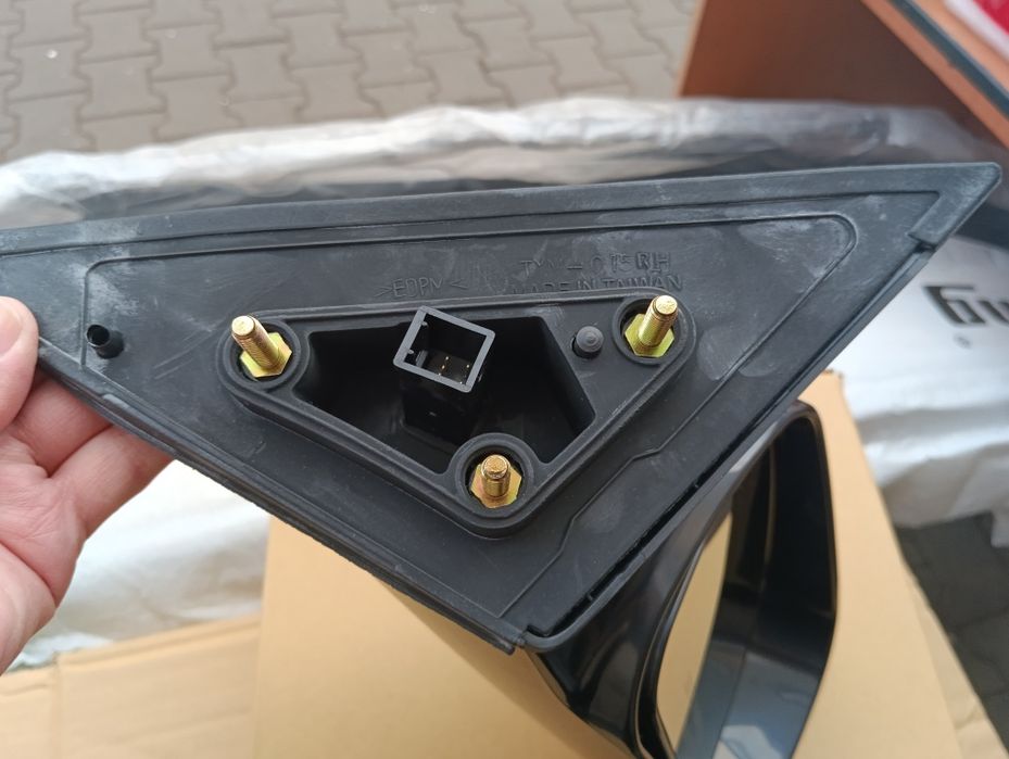 Камри 30-35  USA зеркало Тайвань