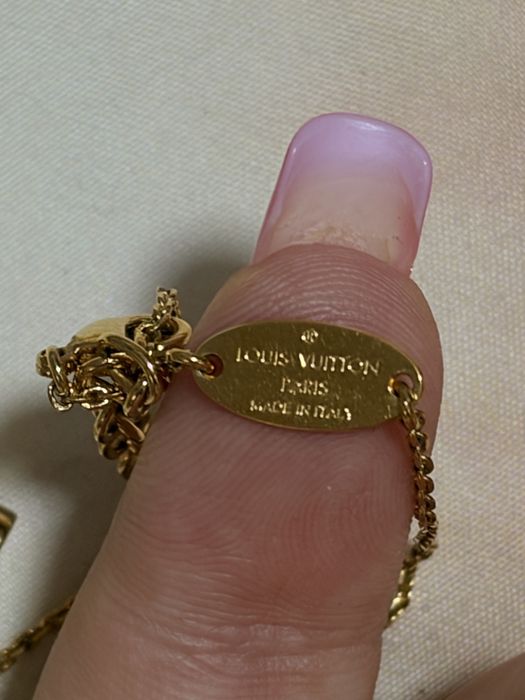 Lantisor de gat  Louis Vuitton
