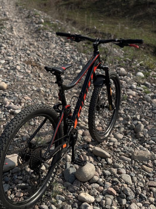 Двухподвес велосипед Giant