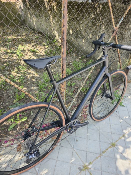 Canyon Endurance AL L размер 1х10 GRX Проходни оси Перфектно състояние Хидравлични дискови Shimano
