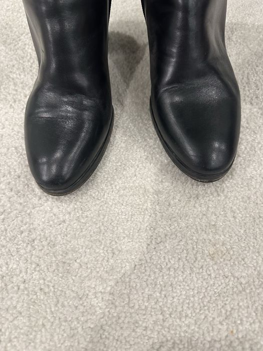 Le PEPE кожени ботуши високи над коляното.