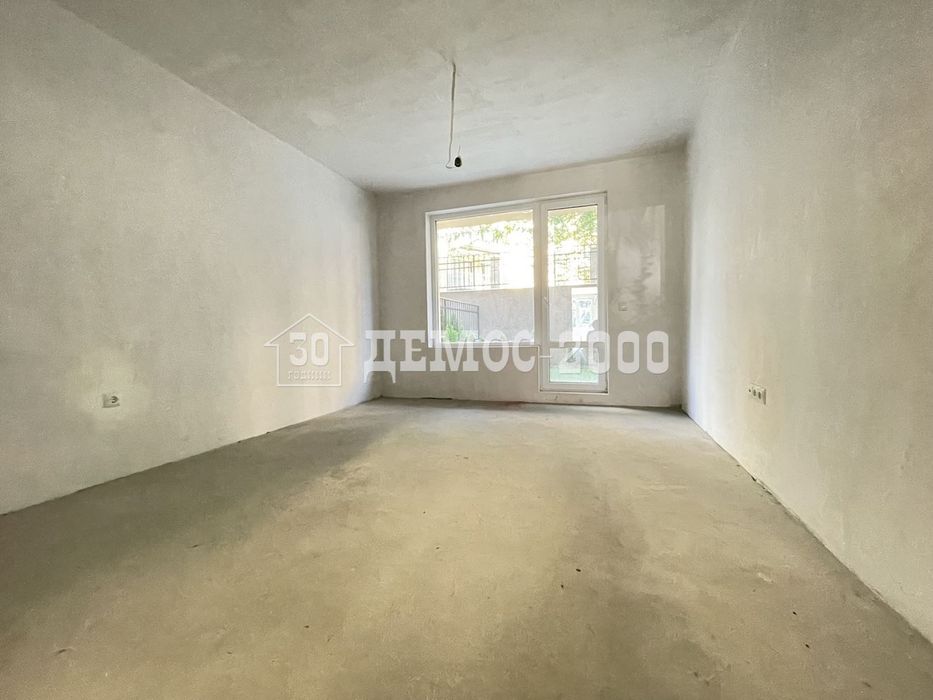 Продава се Двустаен апартамент в к.к. Св.Св. Константин и Елена - 80 кв.м за 2356 €/кв.м - Снимка #1