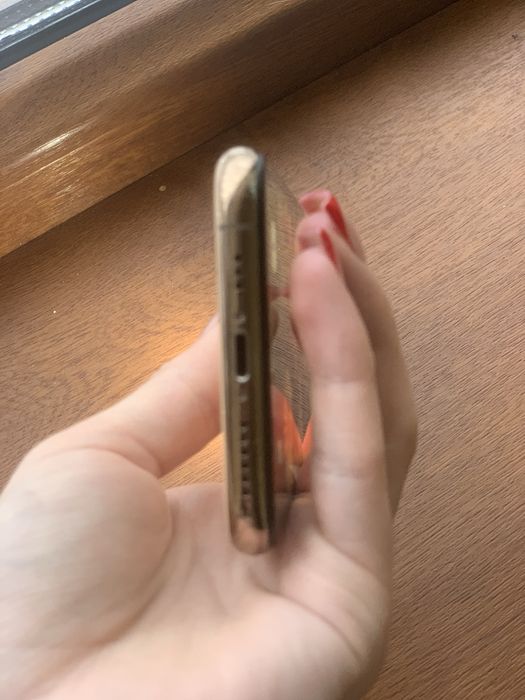 Продам Iphone 11 pro