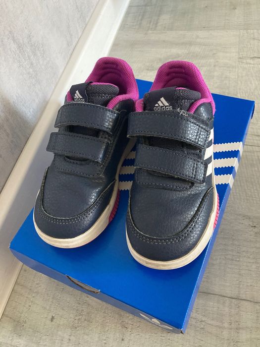 Adidas детски маратонки