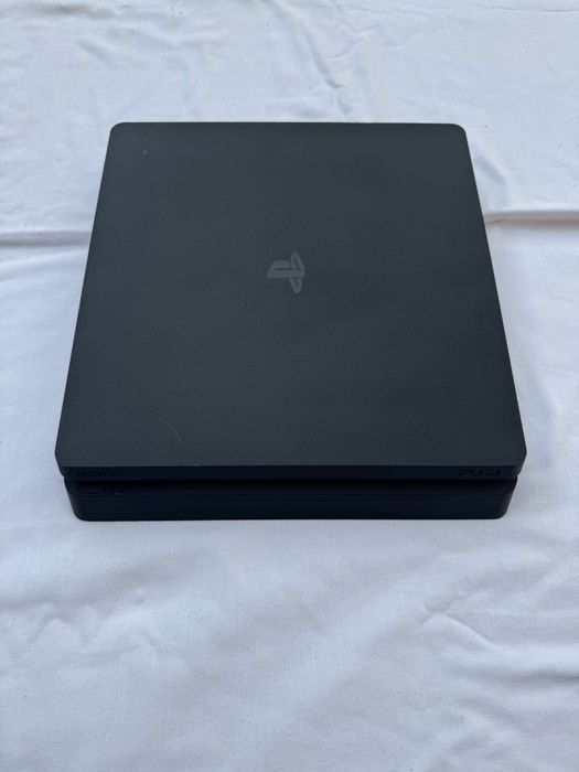 Playstation 4 Slim 500gb hotira