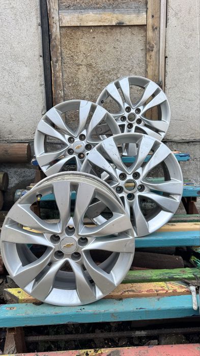 Продам диски ! Cruze , Tracker