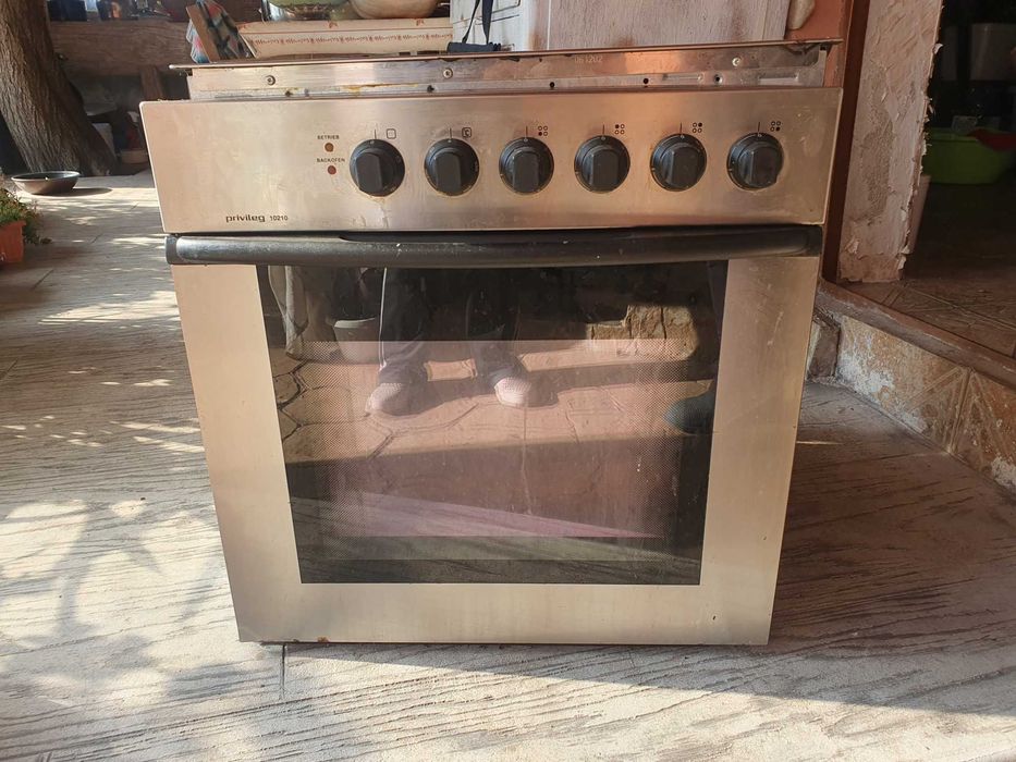 Печка за вграждане с котлони Privileg 10210