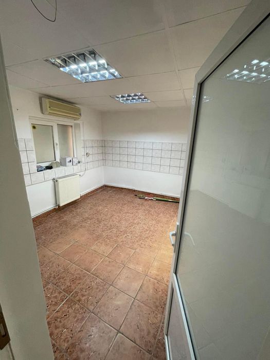 Spatiu comercial 45 m2 plus curte brasov