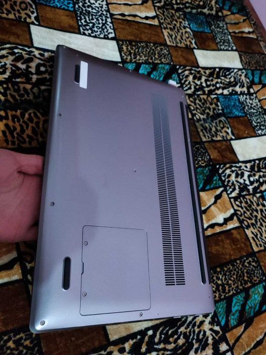 Ноутбук сотаман, тоза