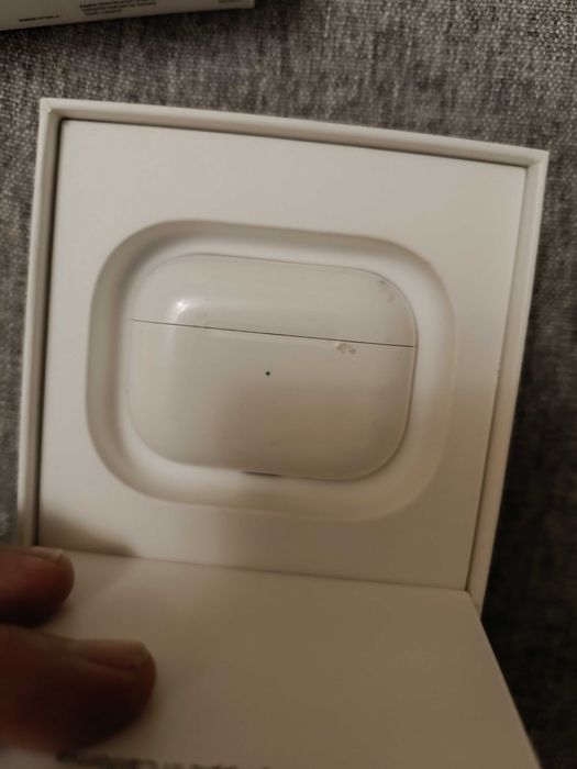 iPods Pro 1 (за ремонт)