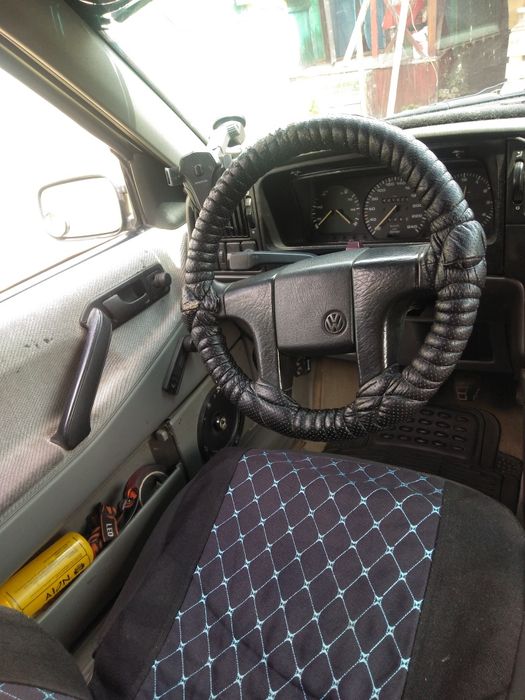 Срочно !Продам машину фольцваген пассат б3