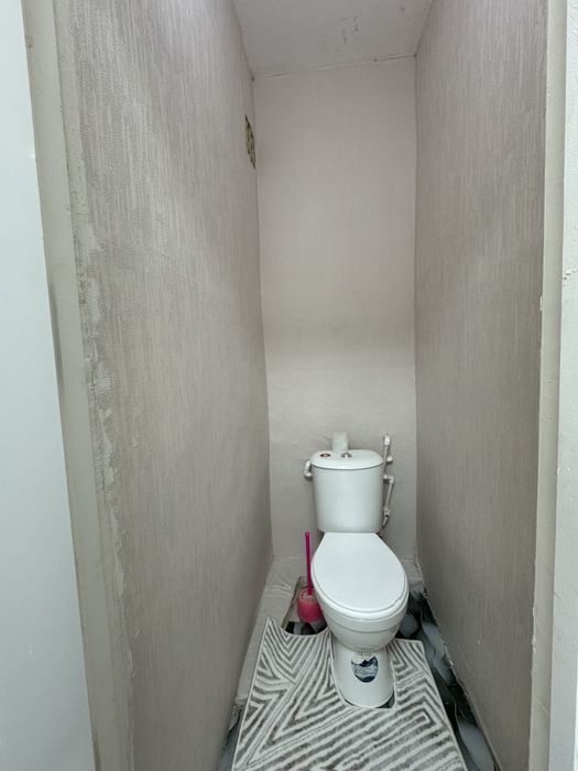 3 Xonalik kvartera sotiladi