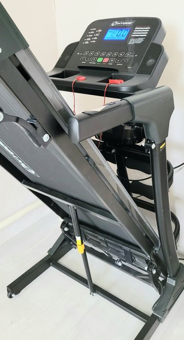 Продам беговую дорожку