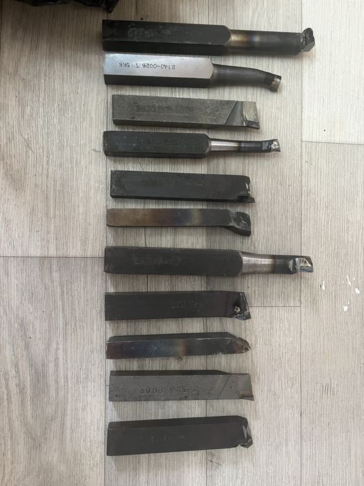 Резцы токарные.