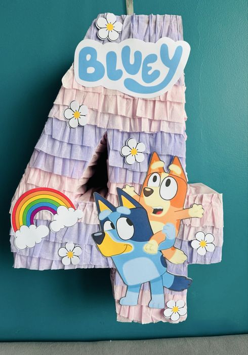 Блуи и Бинго пинята Bluey