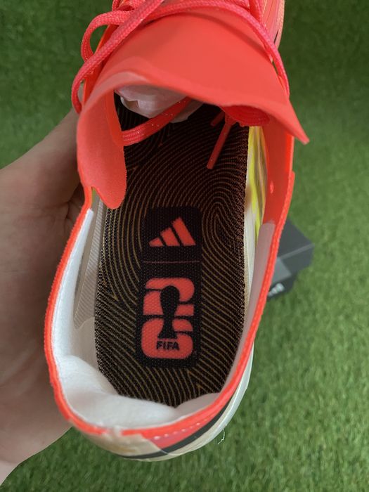 Ghete fotbal F50 Elite World Cup