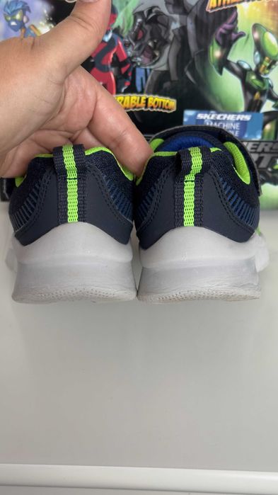 Adidași Skechers Sport • 29 EU (18,5 cm)