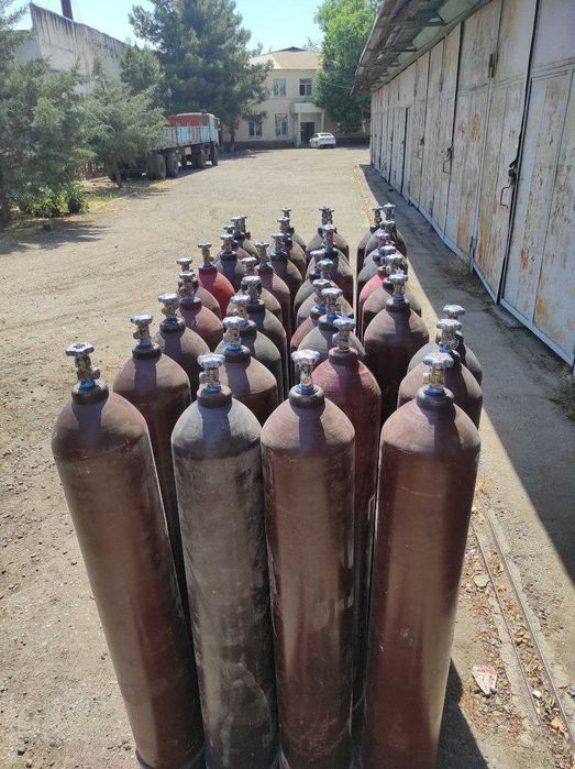 Гелий марка А (99,995%) — в 40 литровом баллоне (5.7 м3)