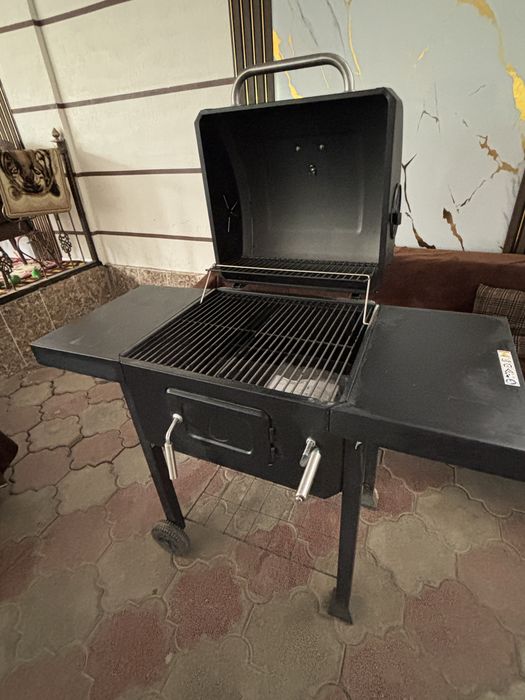 Продам грильницу Char-Broil Performance Charcoal Grill 2600.