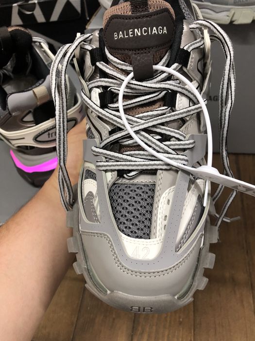 Balenciaga Track Led Grey Light Multicolor Neon Full Box Verificare La Livrare