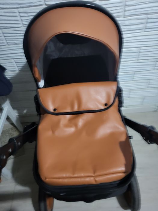 Продам детскую коляску Belecoo