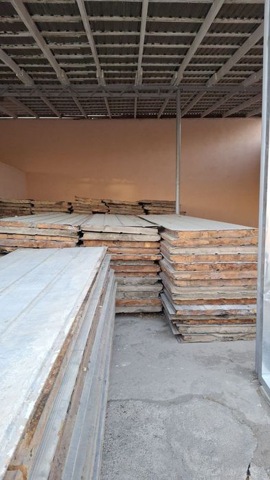 Продаётся сенгвич панель советского производства.