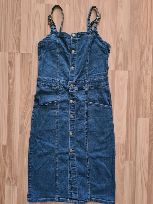 Рокли (от M до XXL) по 15 лева