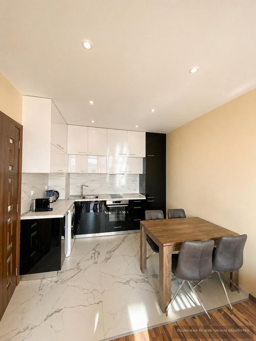 Дава се под наем Двустаен апартамент в София, Младост 4 - 65 кв.м за 677.79 € - Снимка #1