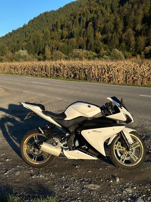 Yamaha yzf r125 A1