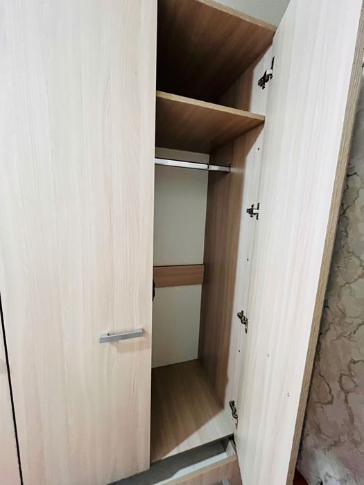Продается ШКАФ (в отличном состоянии)