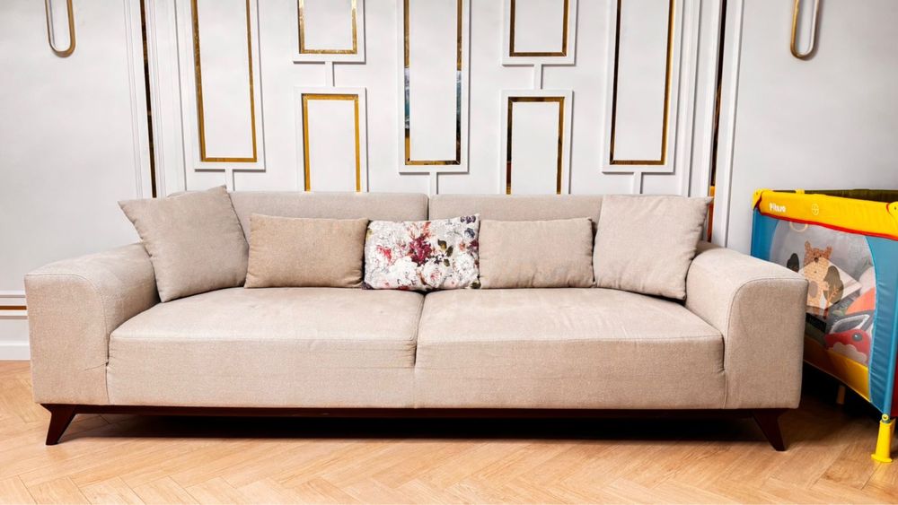 Диван гостевой жастыгымен сатылады