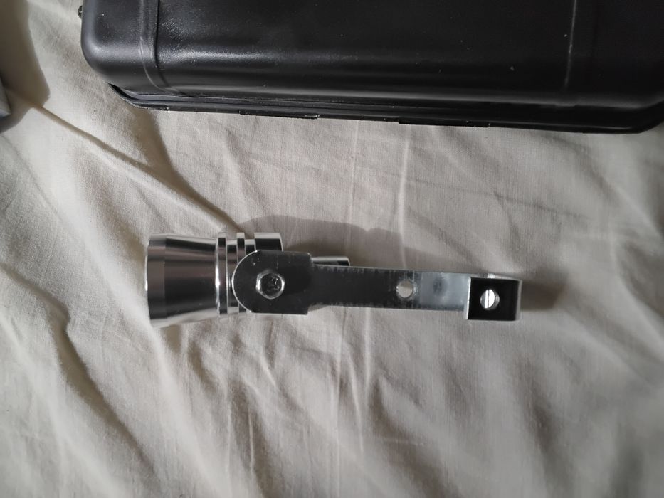 Fluier de toba auto cu redare TURBO sound si blow off,nou