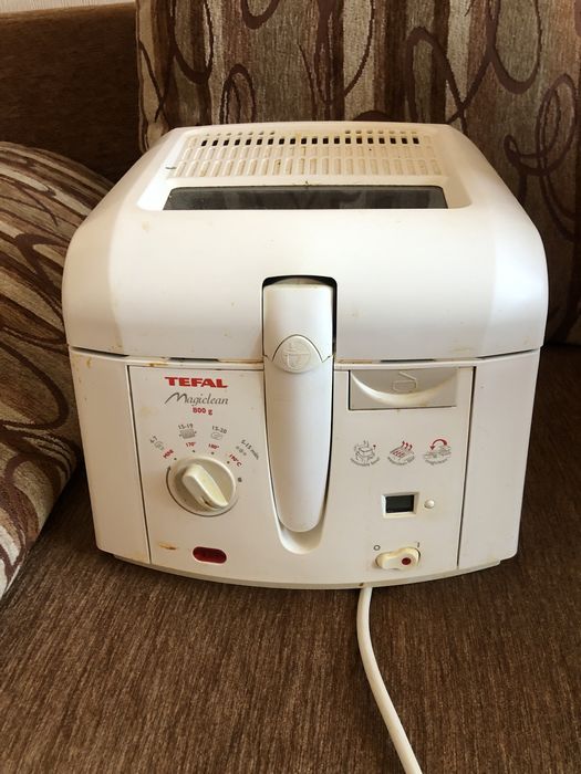 Фритюрница марки Tefal