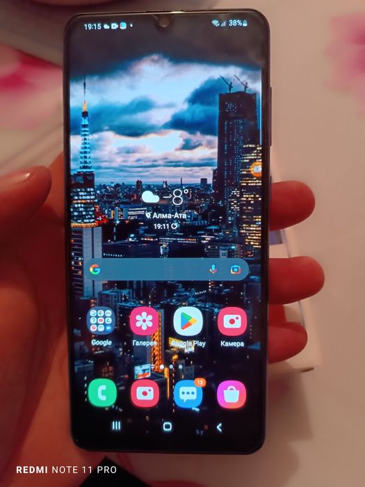 Самсунг а31 хорошим состояние