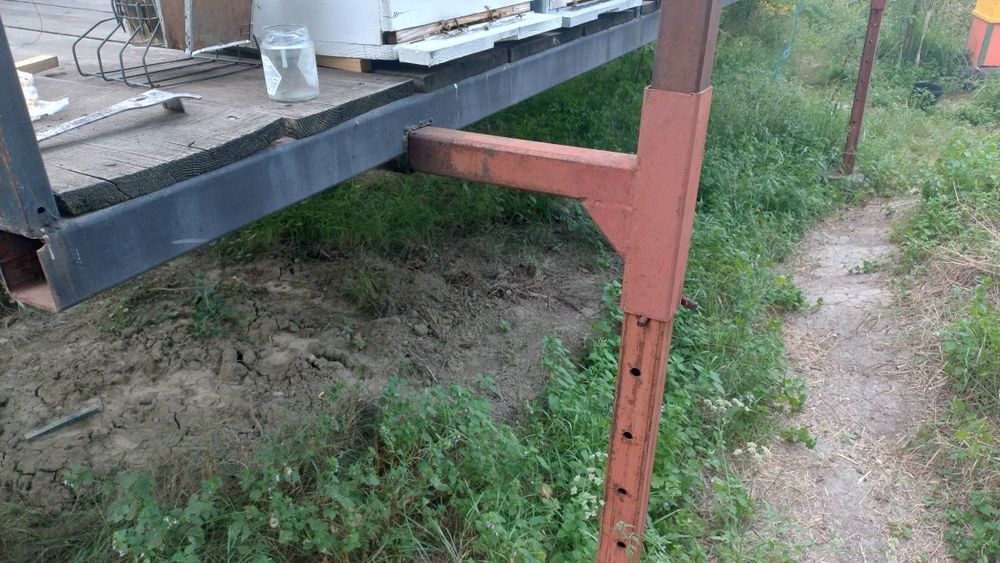 Vand / schimb două module apicole