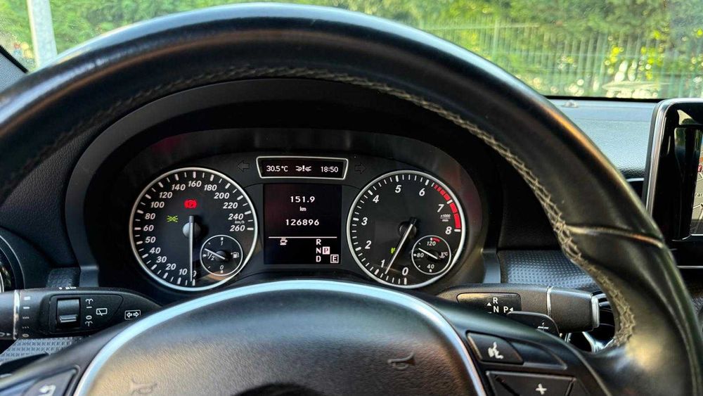 MERCEDES-BENZ A-Class 2013 — imagine 5