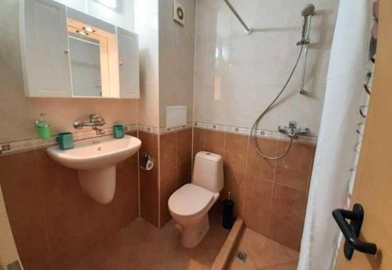 Дава се под наем Двустаен апартамент в Варна, Погреби - 60 кв.м за 306 € - Снимка #3