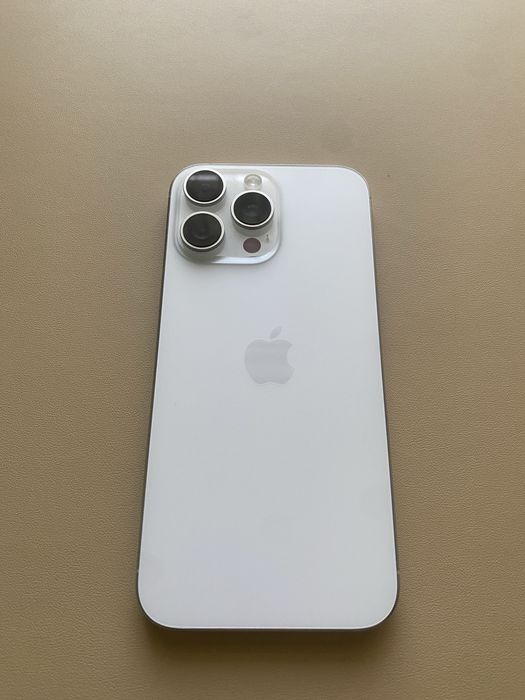 iPhone 16 Pro Max 1TB • отличное состояние