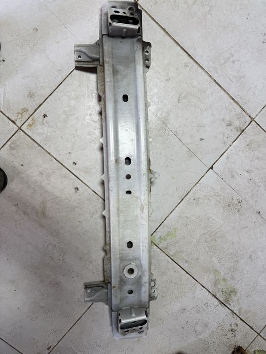 Продам усилитель бампера