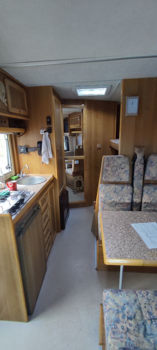 Кемпер под наем за до шест  човека от 75 евро за ден