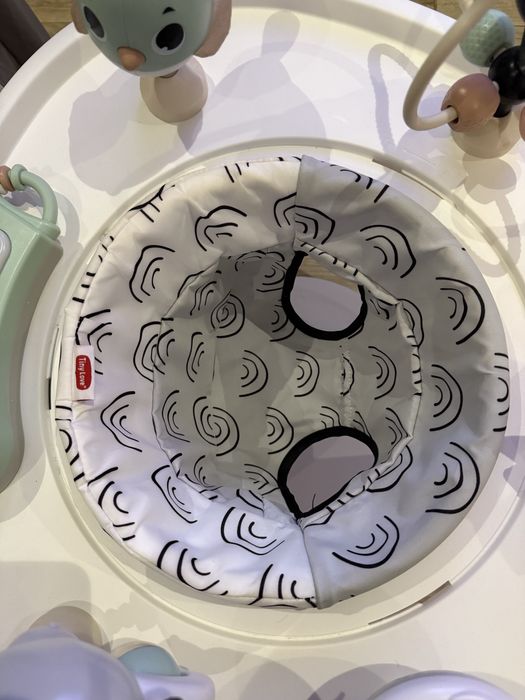 Стационарен център за игра 5 в 1 Tiny Love