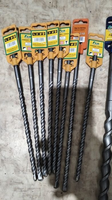 Продам бур  на перфоратор, сверла.