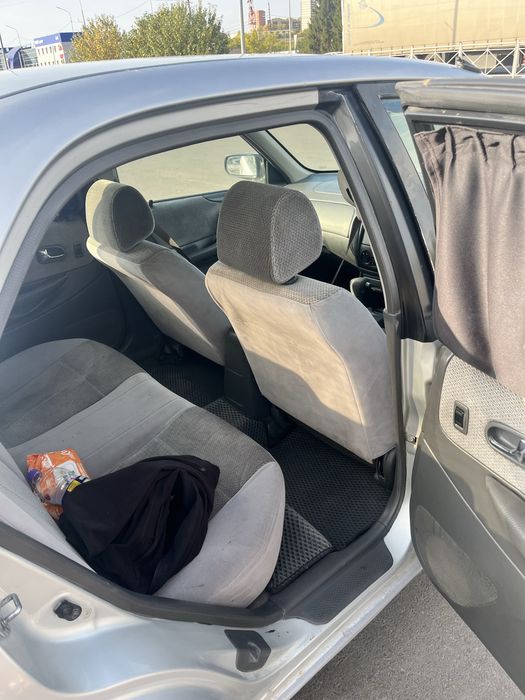 Продам Mazda Familia