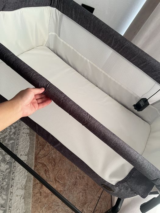Продам стол со стульями новый
