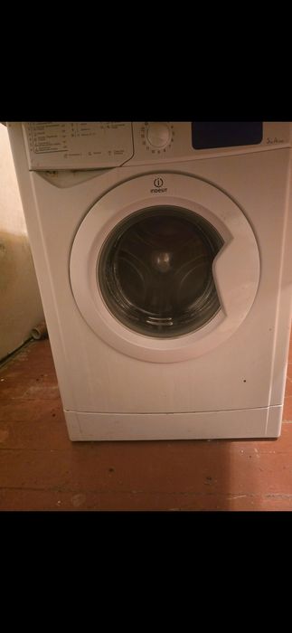 Стиральная машинка indesit