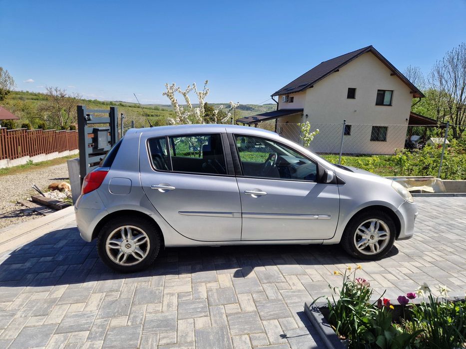 Vand Renault Clio 3, motor 1.6 (110 CP) benzină+GPL, an fabricatie 2007, 134.500 km