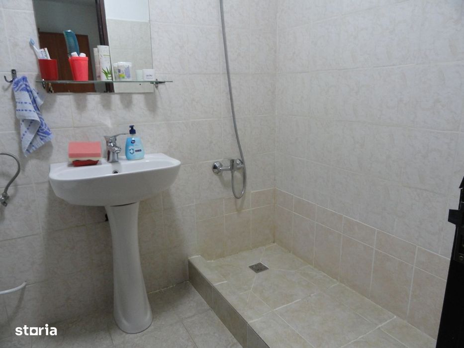 Apartament 1 camera, etaj 2, renovat, centrala pe gaz, complet mobilat