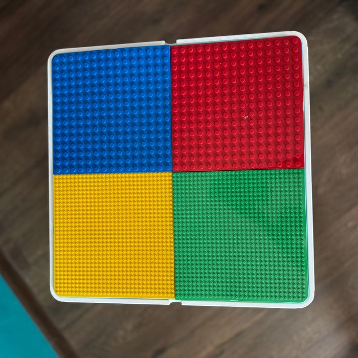 Столик для лего детский со стульчиками