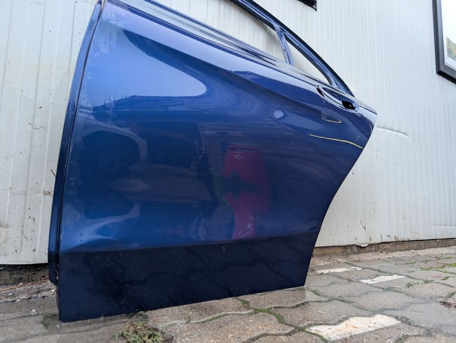 Задна лява врата за Мерцедес ц класа w205