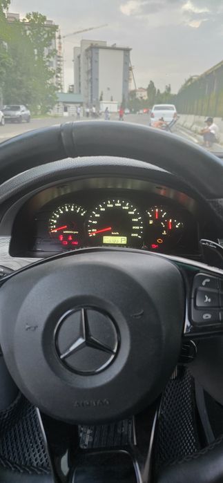 Lacetti 1.8 sotiladi